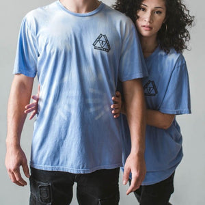 Unisex Color Changing Tie Dye T-Shirt (Blue Skies)